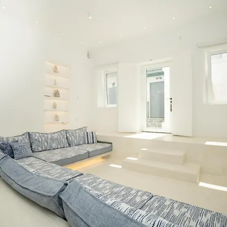 Narkissos, 19th Century Cycladic Stone House