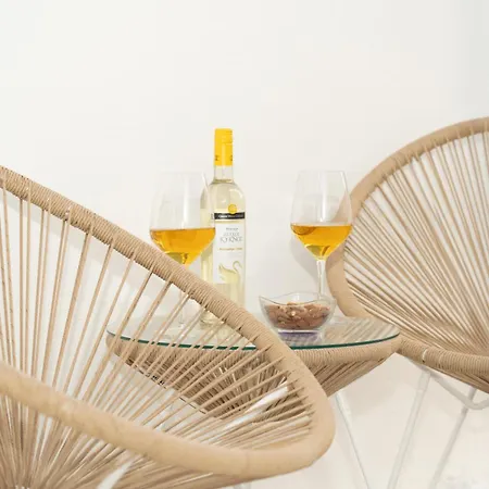 Narkissos, 19th Century Cycladic Stone House Hébergement de vacances *