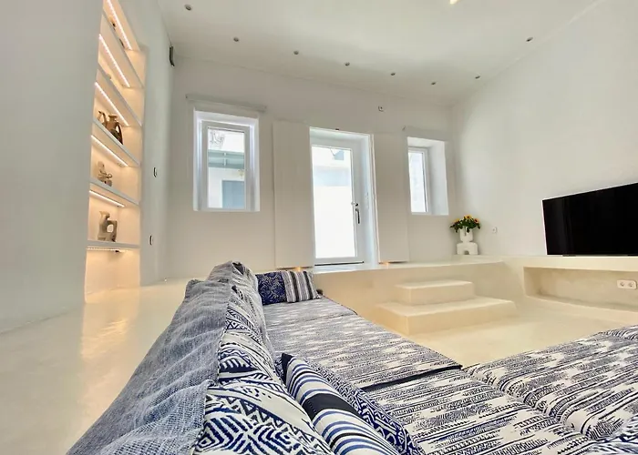 Narkissos, 19th Century Cycladic Stone House