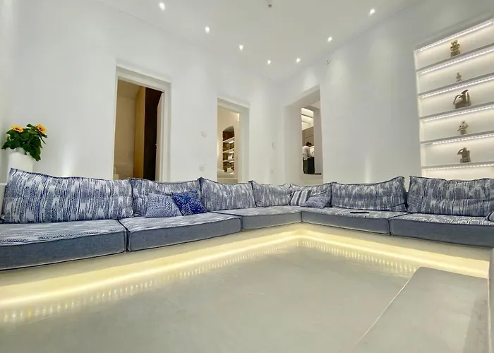 Narkissos, 19th Century Cycladic Stone House