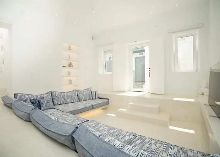 Narkissos, 19th Century Cycladic Stone House