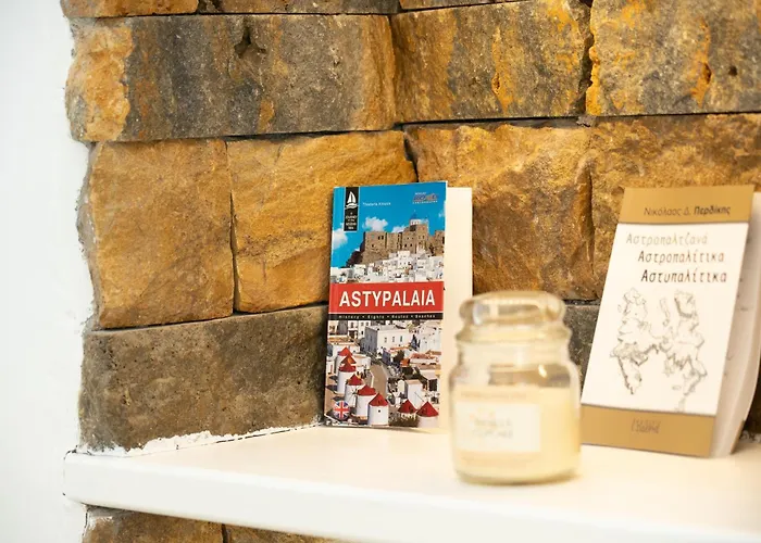 بيت للعطل Narkissos, 19th Century Cycladic Stone House *