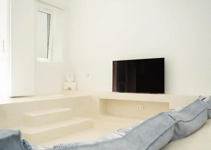 Narkissos, 19th Century Cycladic Stone House Pera Gyalos