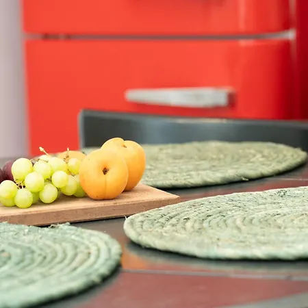 Narkissos, 19th Century Cycladic Stone House 別荘 Pera Gyalos