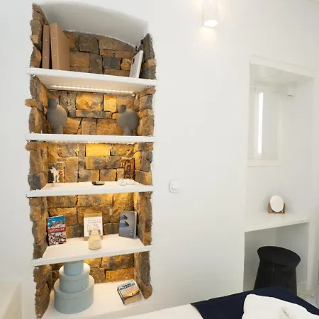 別荘 Narkissos, 19th Century Cycladic Stone House